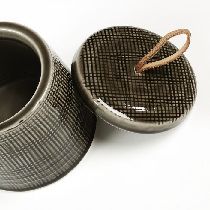 Caja Aileen
